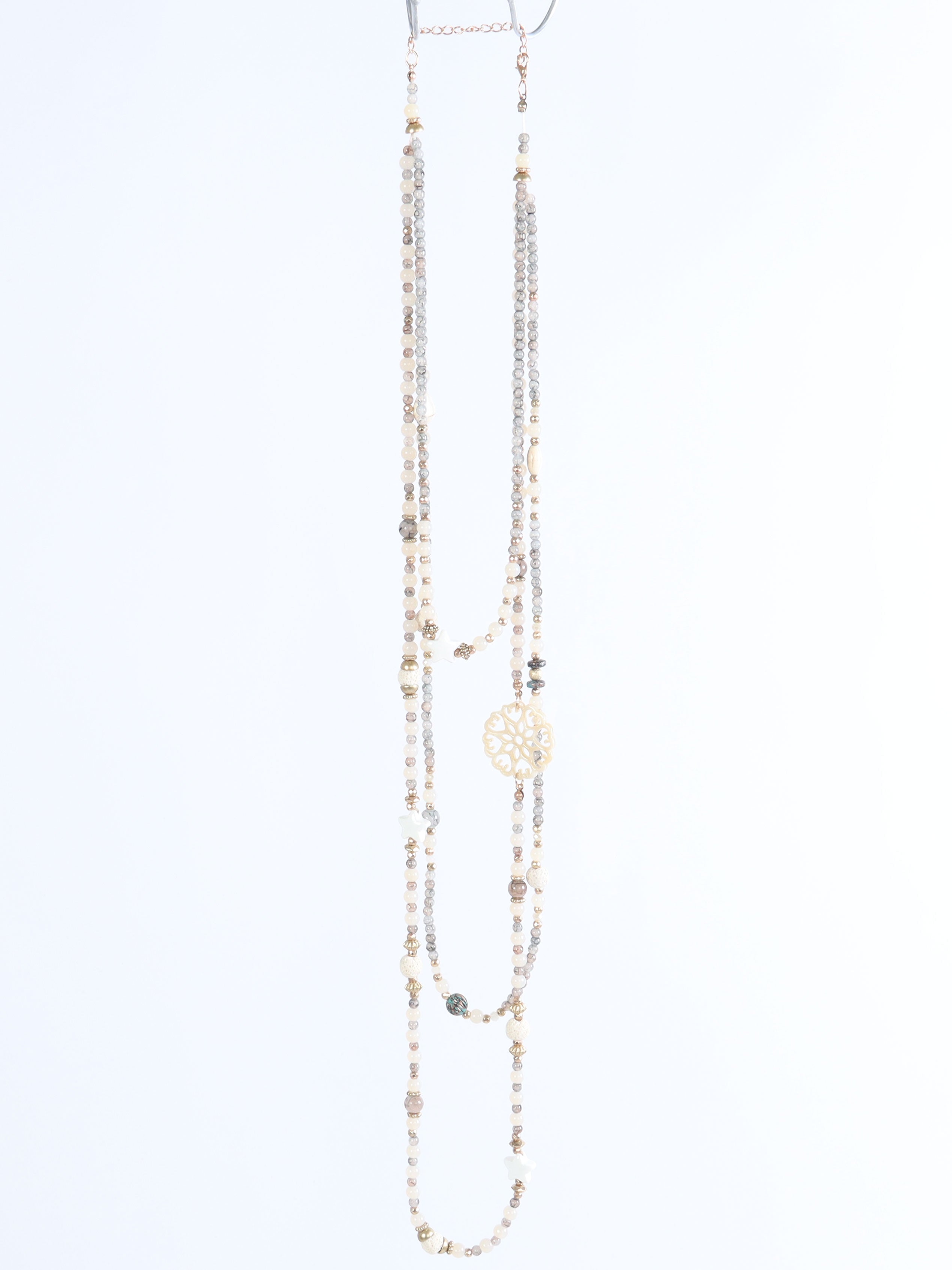 Malak - Grått och beige halsband med stjärnor